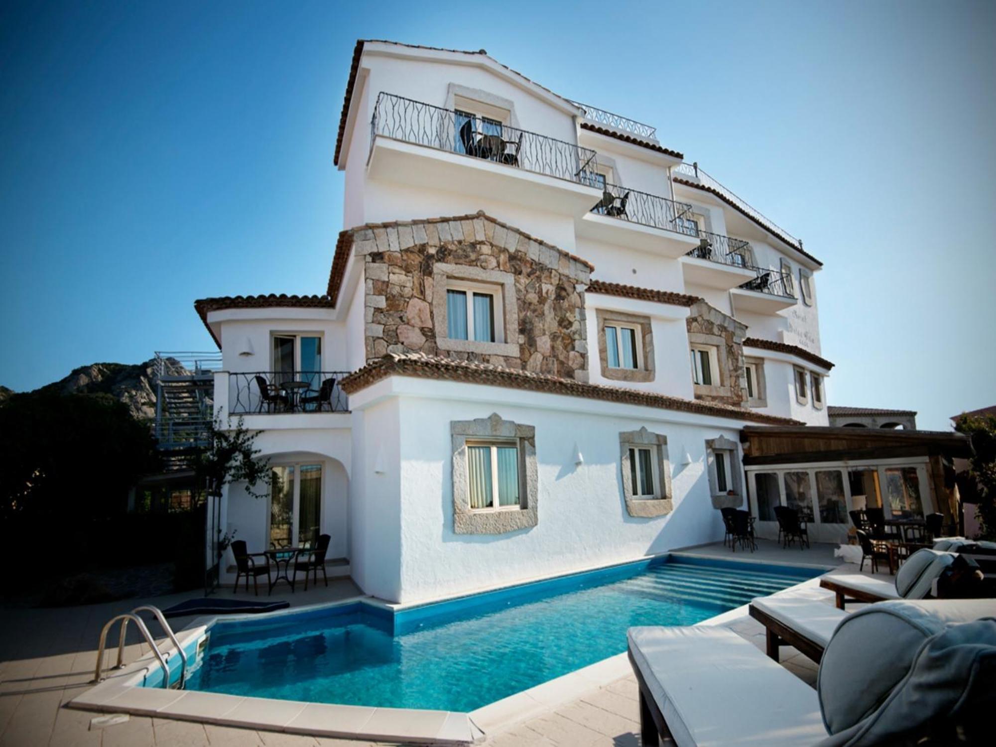 Dolce Vita Boutique Hotel Porto Cervo Exterior photo